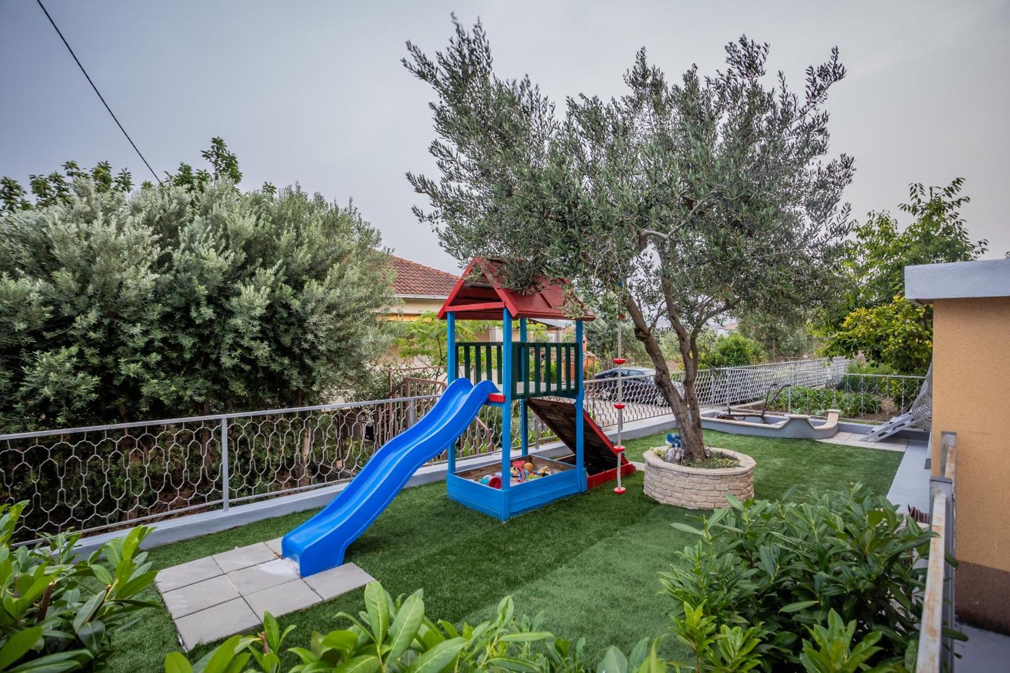 Apartman Marioeta Kaštel Stari Exterior foto