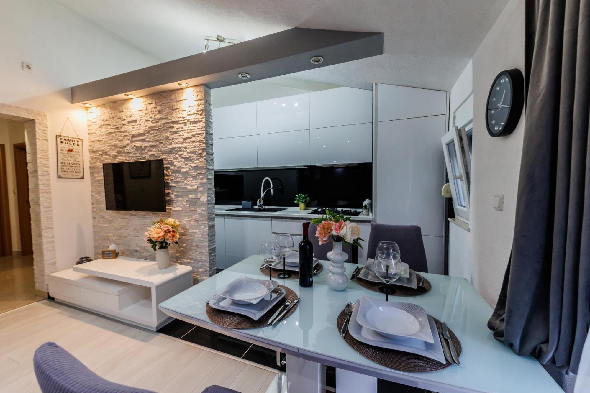 Apartman Marioeta Kaštel Stari Exterior foto