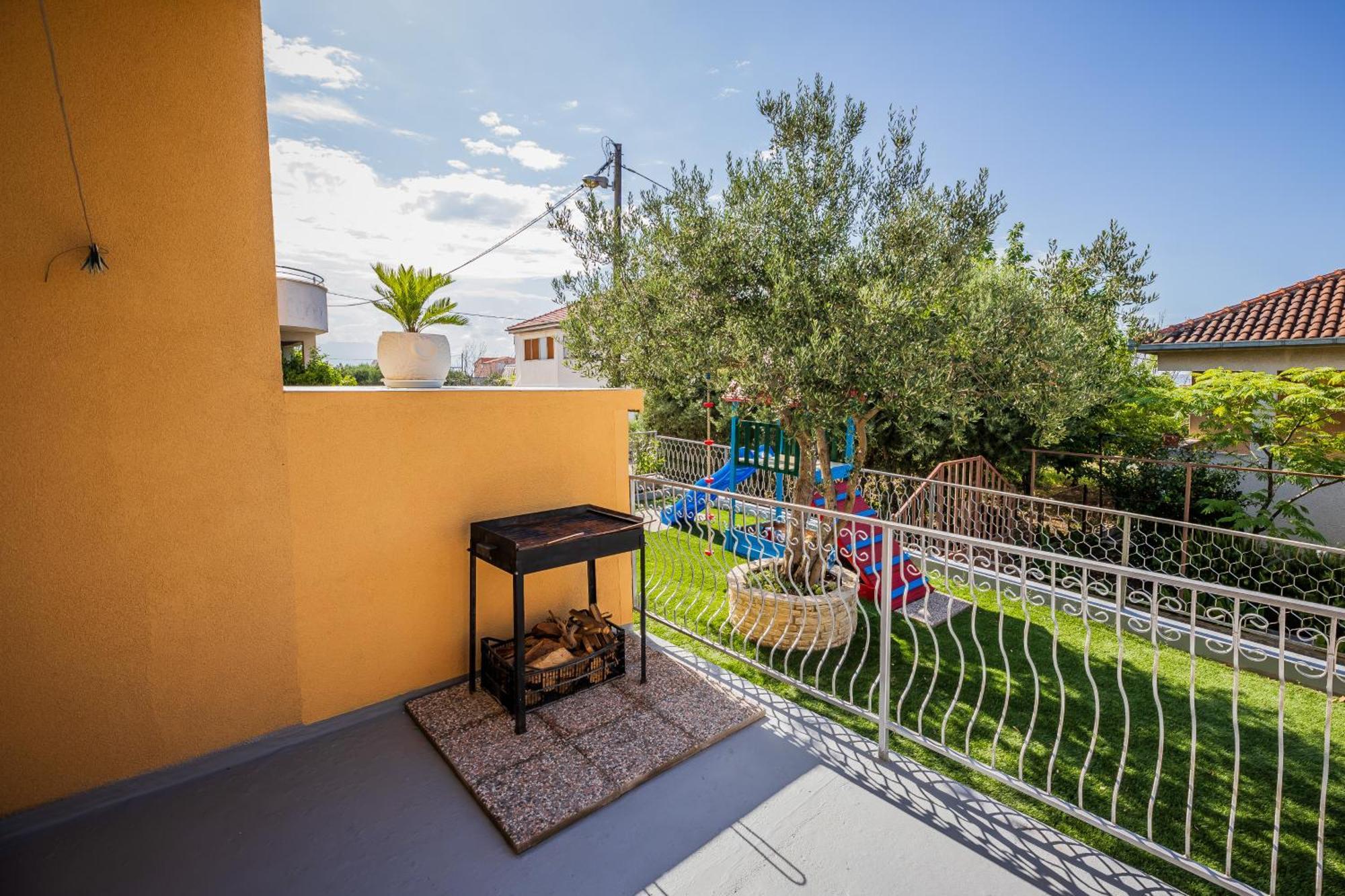 Apartman Marioeta Kaštel Stari Exterior foto