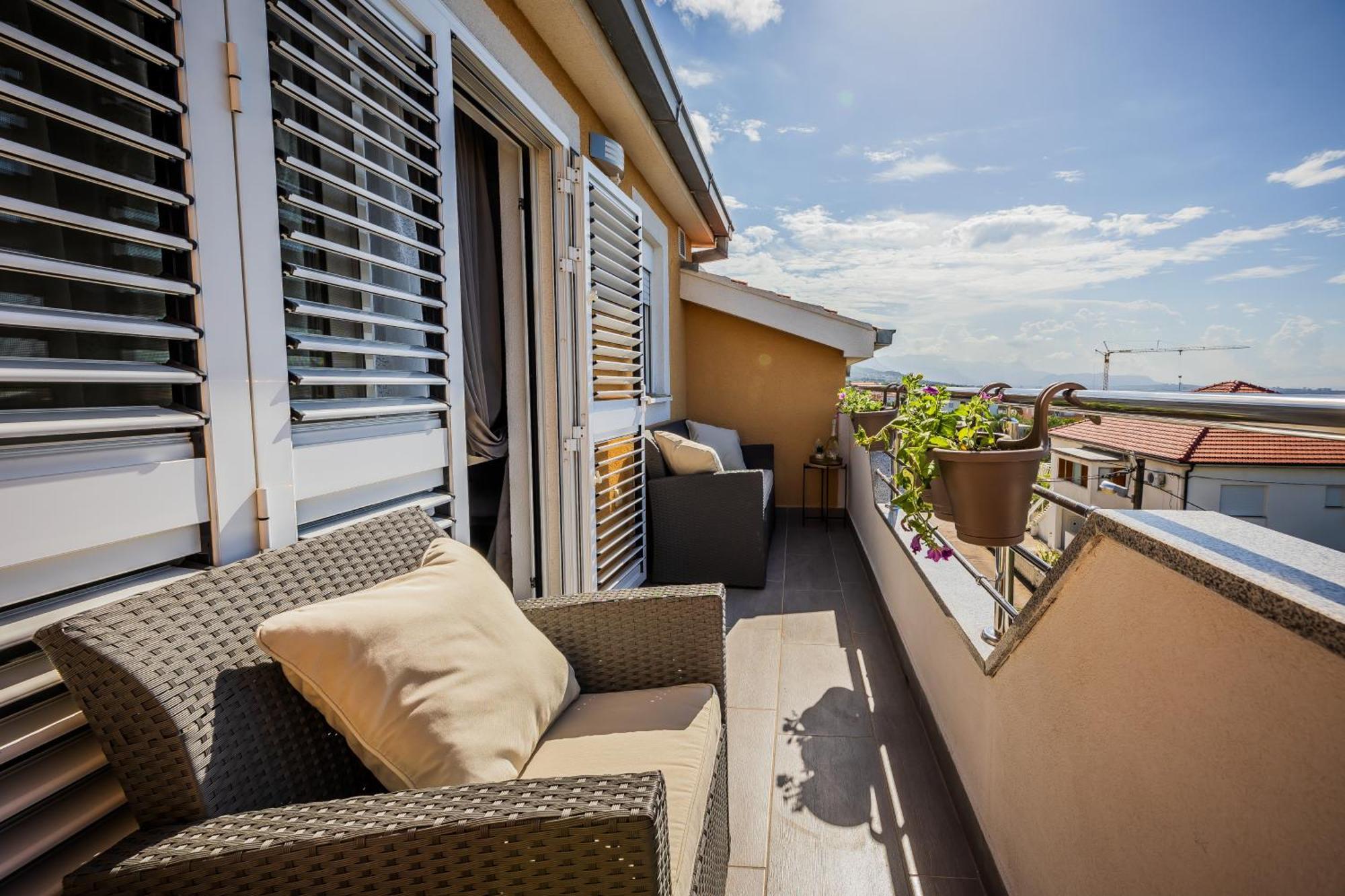 Apartman Marioeta Kaštel Stari Exterior foto